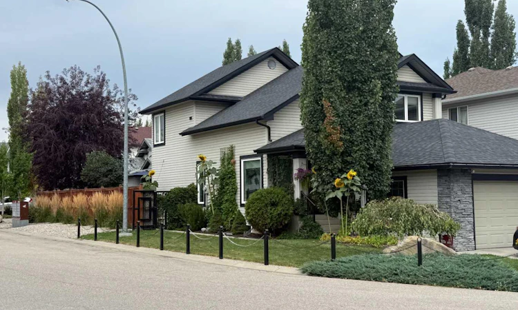 23 Cranfield Crescent SE
