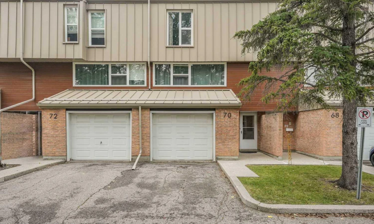 70 Brae Glen Lane SW