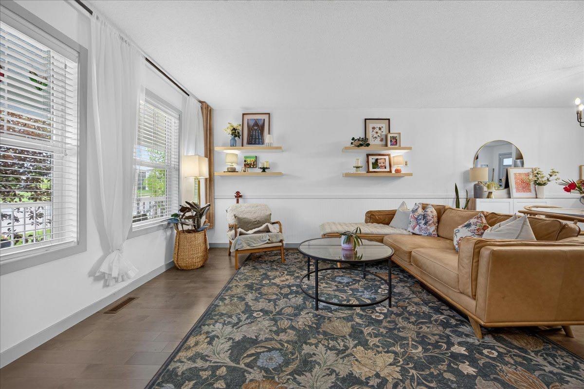 146 Sunset Road, Cochrane, AB, T4C 0Z9 - 34