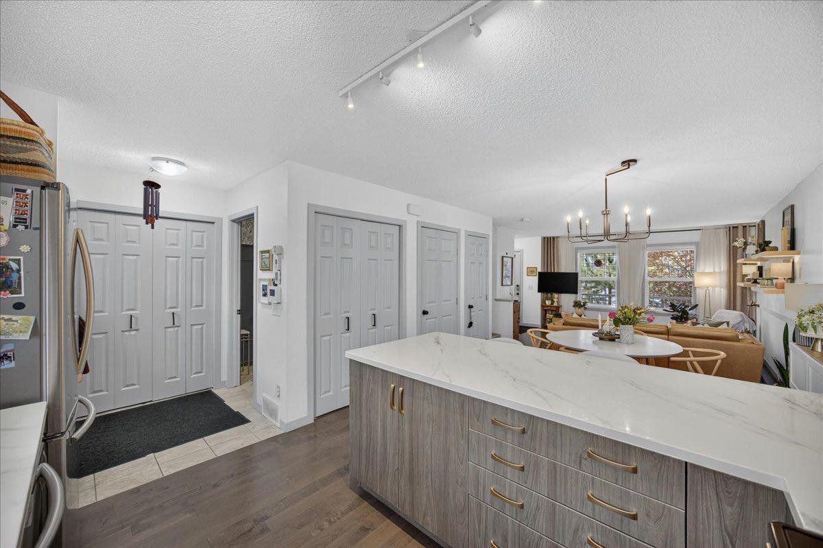 146 Sunset Road, Cochrane, AB, T4C 0Z9 - 38