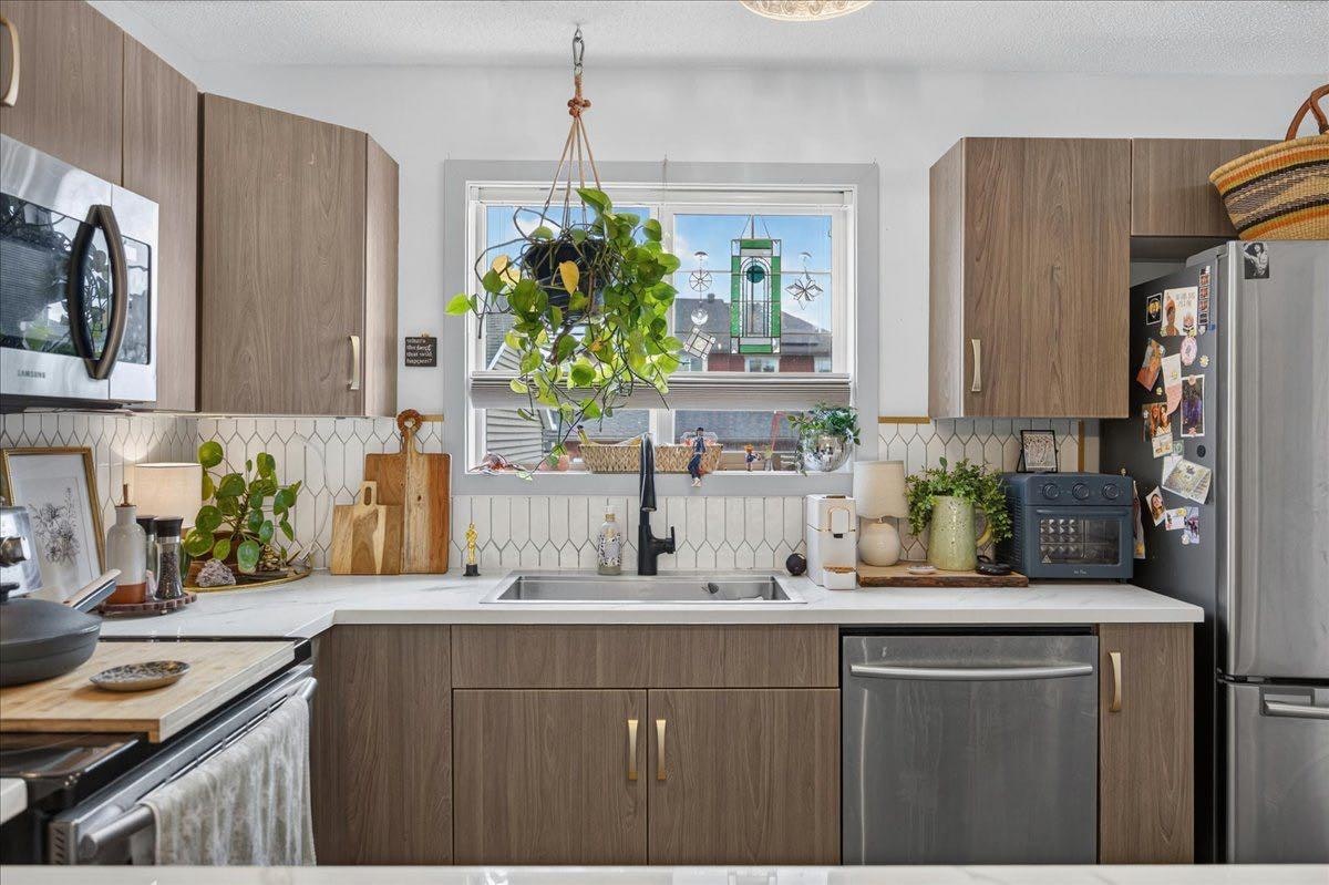 146 Sunset Road, Cochrane, AB, T4C 0Z9 - 37