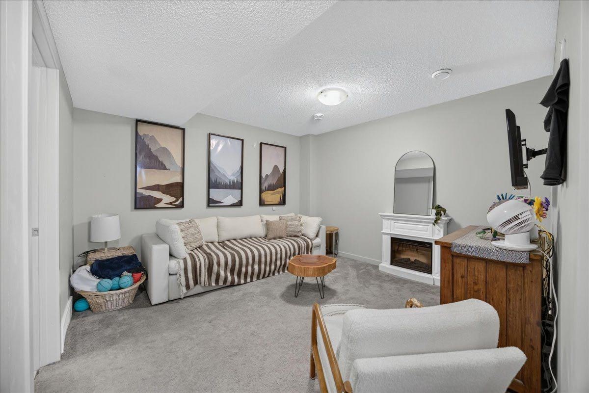 146 Sunset Road, Cochrane, AB, T4C 0Z9 - 11