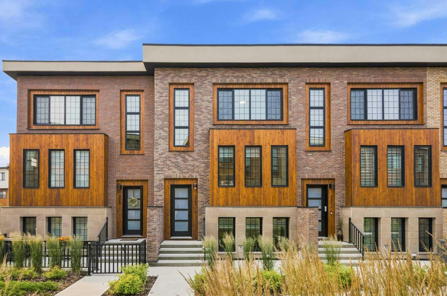 323-81 Greenbriar Place NW, Calgary, AB, T3B 6J1