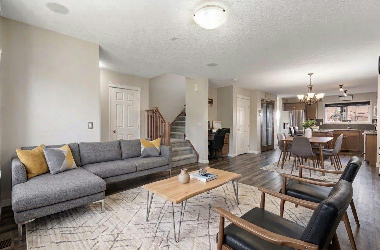 70 Walden Manor SE, Calgary, AB, T2X 0N1
