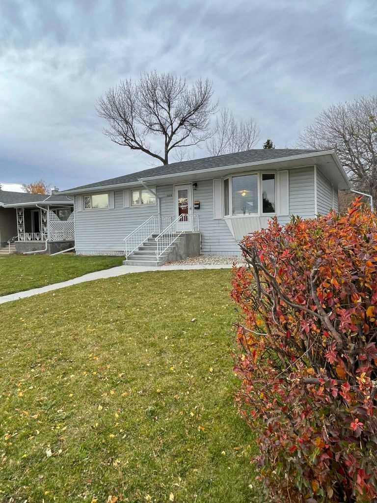 2129 9a Avenue S, Lethbridge, AB, T1J 1X9