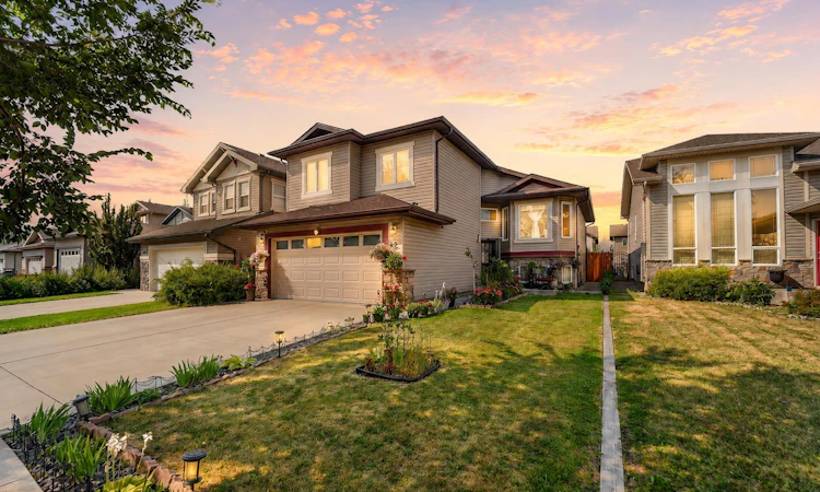 62 Coalbanks Gate W
