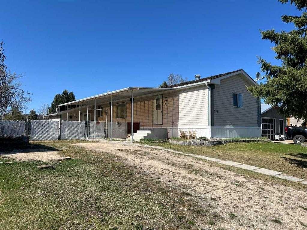 806 5 A Street, Fox Creek, AB, T0H 1P0