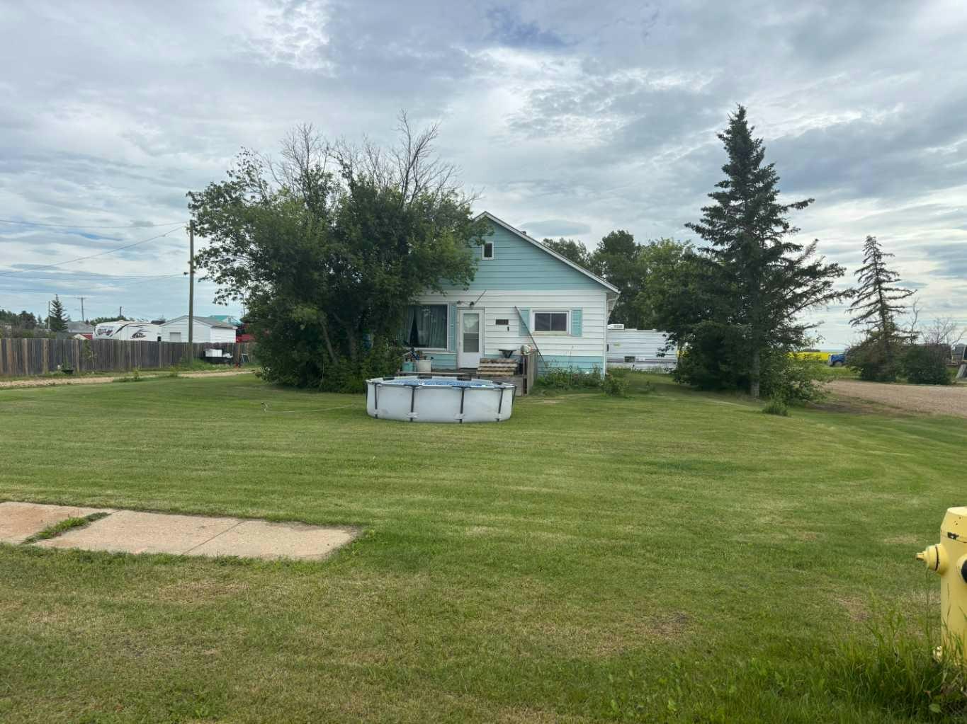 5031 48 Avenue, Smoky River M.D., AB, T0H 1S0
