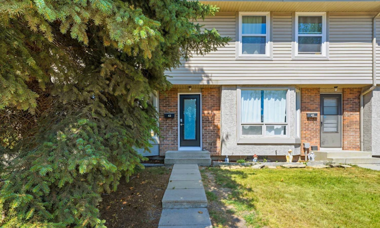 42-123 Queensland Drive SE