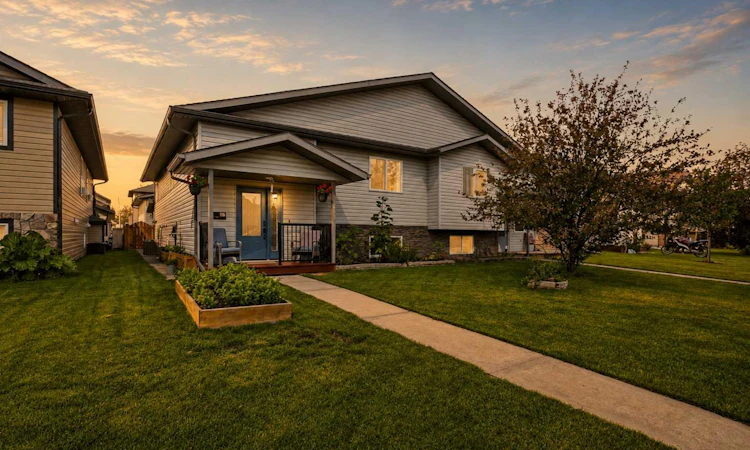 118 Oak Drive