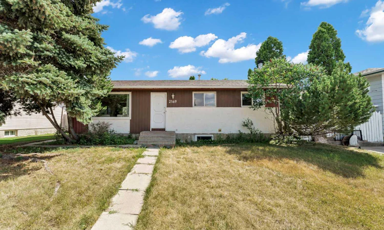 2169 Hawke Crescent NE