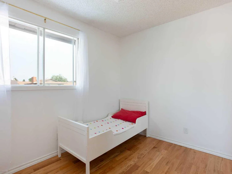 235 Templemont Drive NE, Calgary, AB, T1Y 5A1 - 15