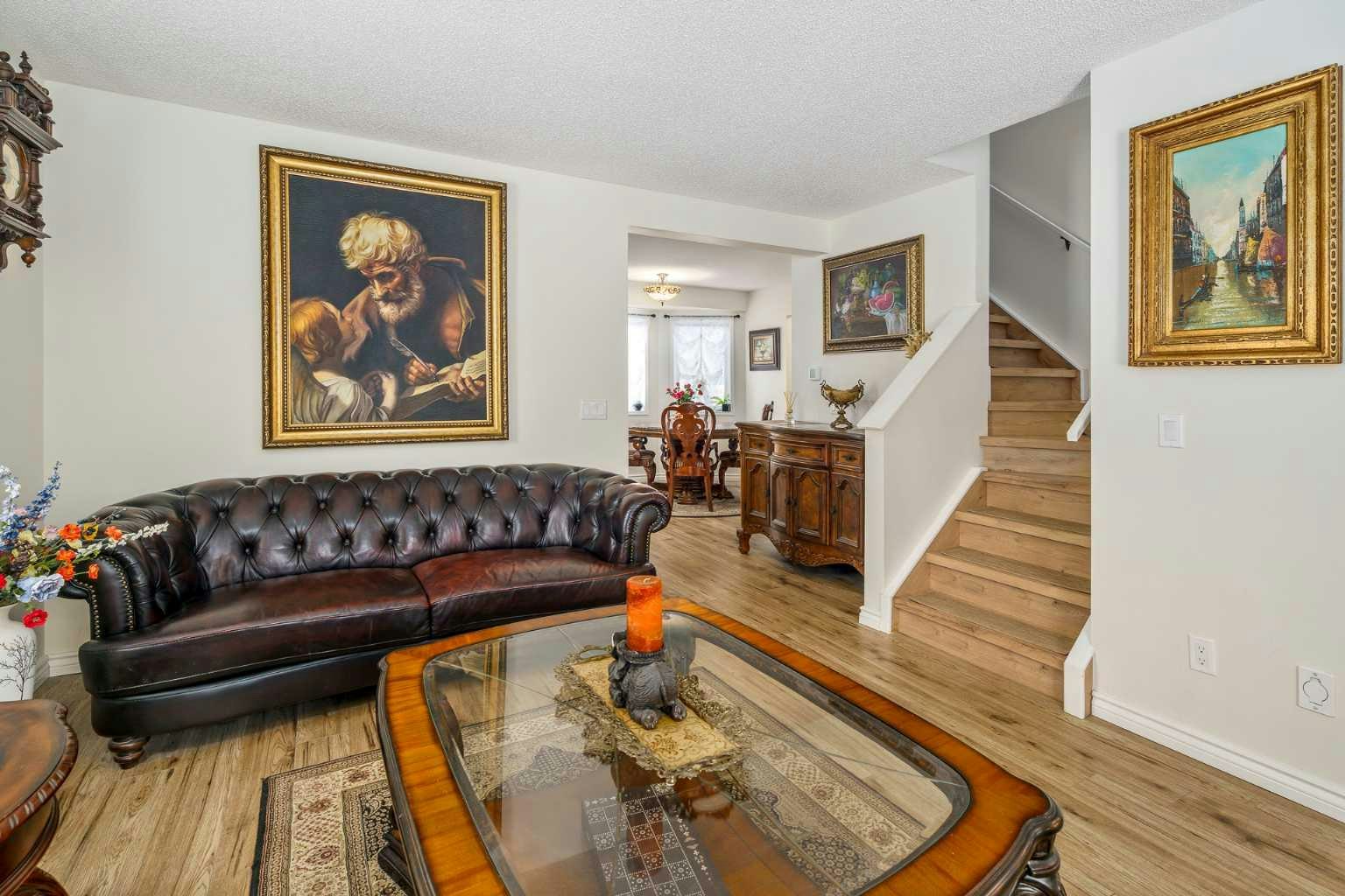 76 Sunlake Gardens SE, Calgary, AB, T2X 3G4