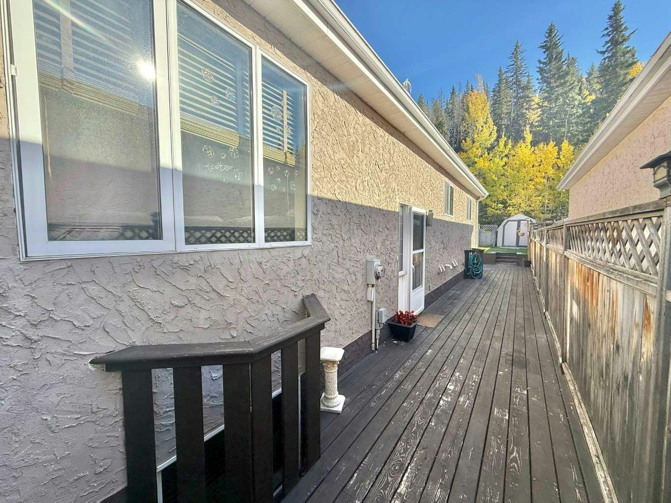 388 Boutin Avenue, Hinton Hill, AB, T7V 1A2 - 2