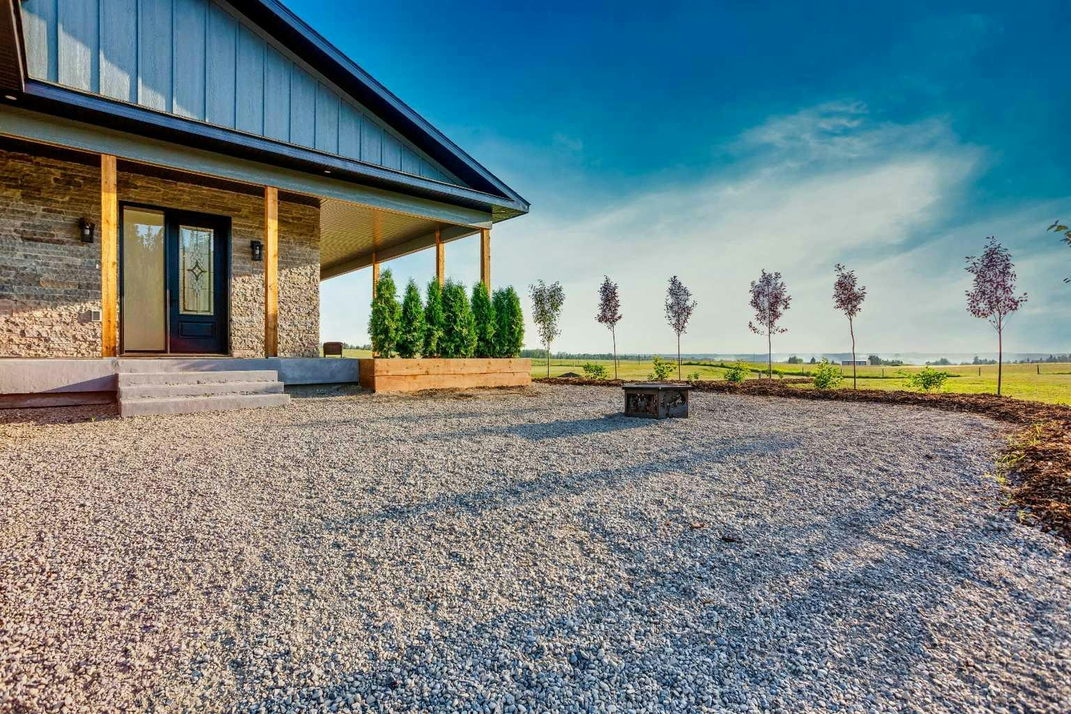 4-4141 Township Road 340 - 4