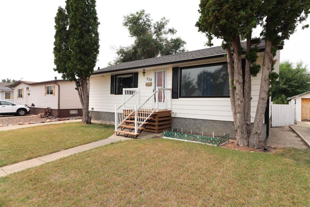 328 2nd Street SE, Redcliff, AB, T0J 2P0