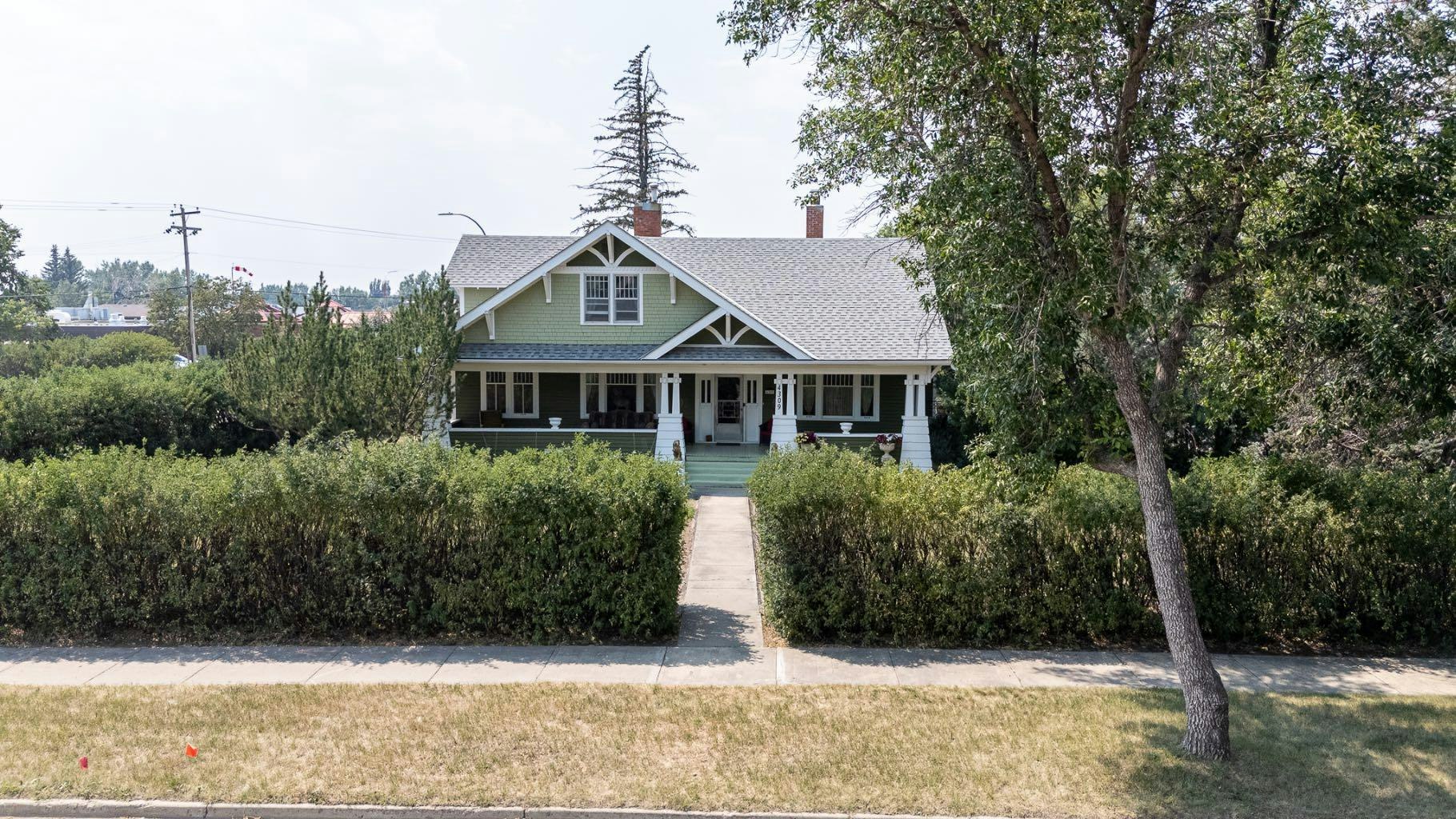 4309 2 Street W, Claresholm, AB, T0L 0T0