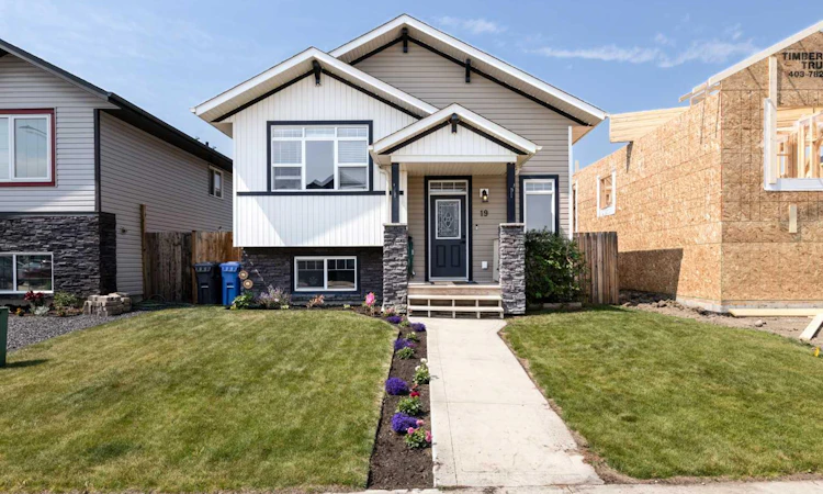 19 Hanson Green