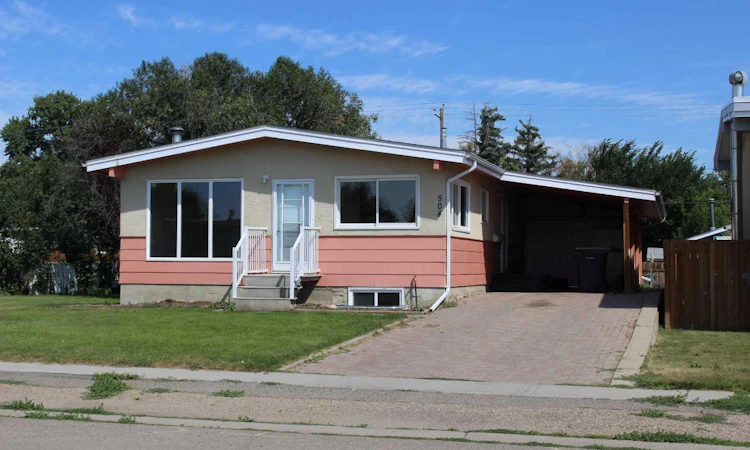 504 Centennial Avenue