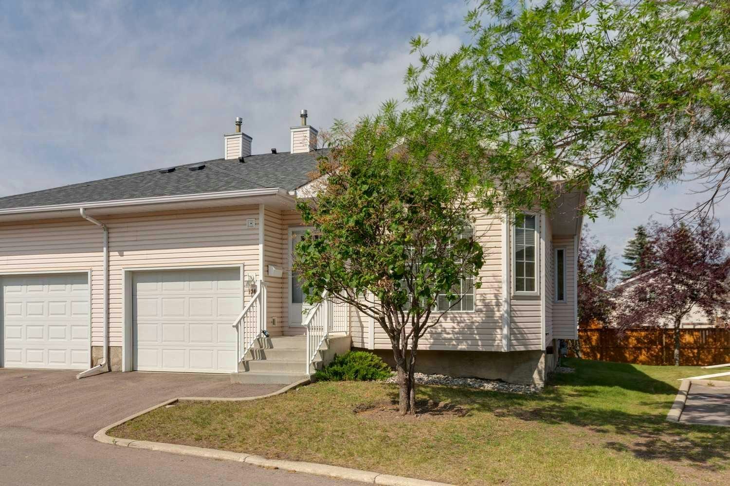 134 Hawkstone Manor NW, Calgary, AB, T3G 3X2