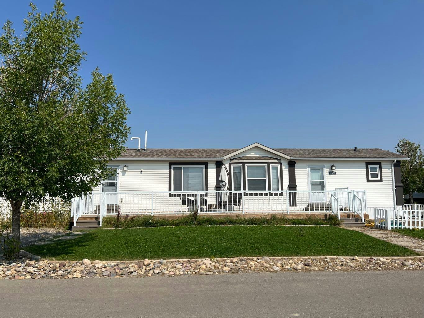 4002 Seasons Boulevard, Coaldale, AB, T1M 0C6