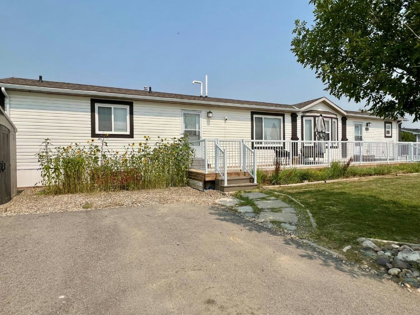 4002 Seasons Boulevard, Coaldale, AB, T1M 0C6