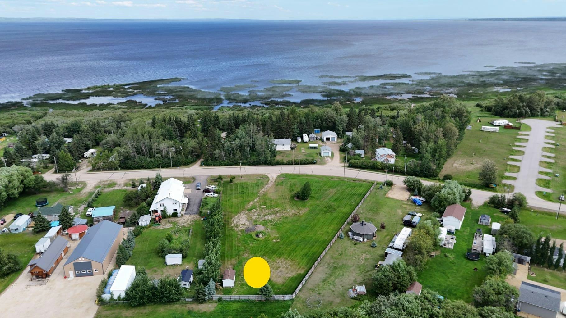 26 Peace River Avenue, Big Lakes County, AB, T0G 1J0