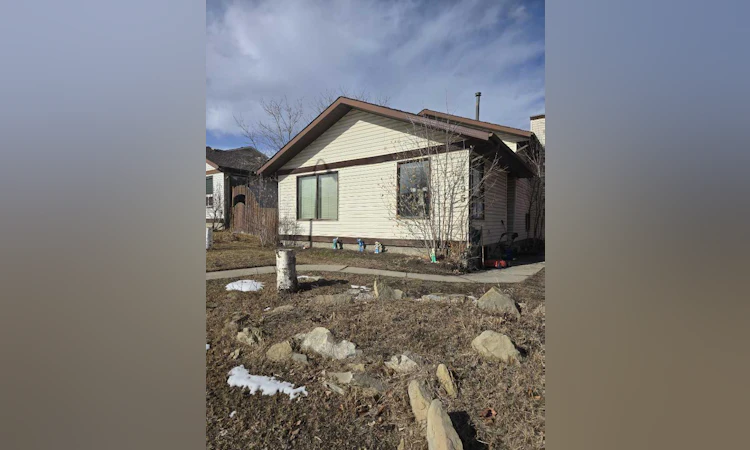195 Shawglen Road SW
