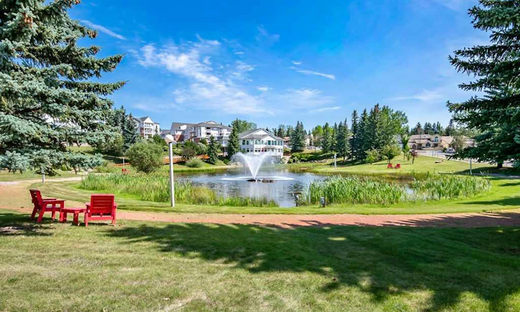 1103-1103 Hawksbrow Point NW