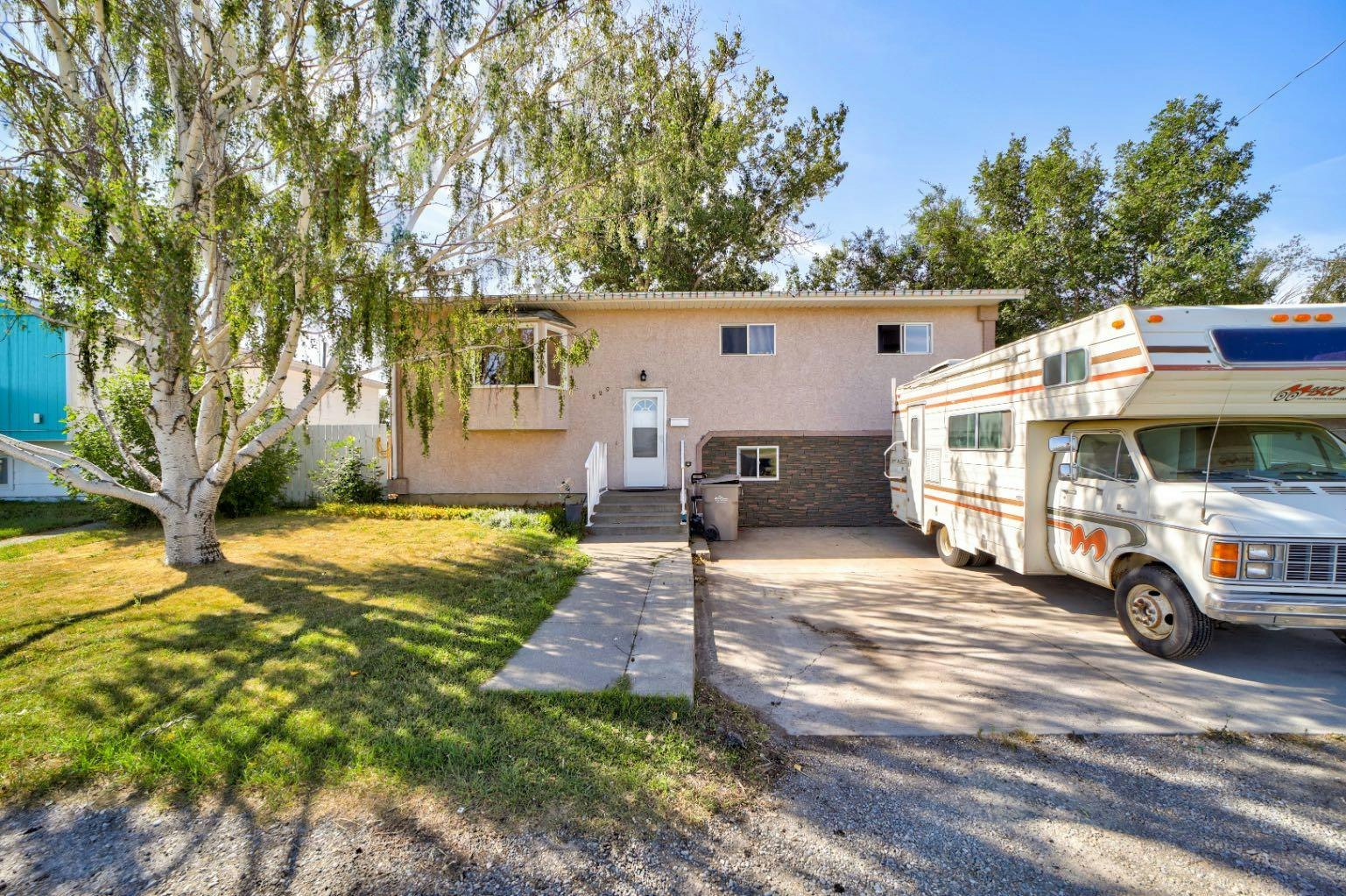 222 Mcewan Street, Granum, AB, T0L 1A0