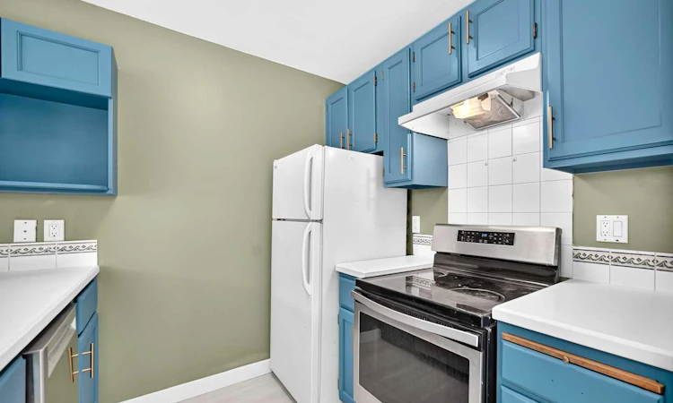 1-208 Grier Terrace NE