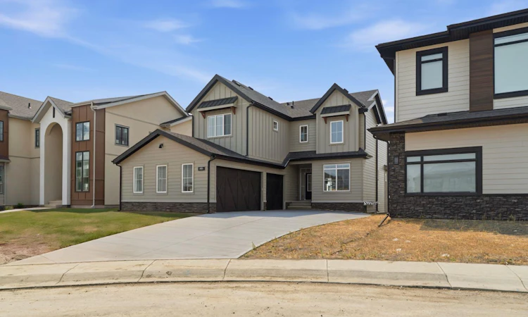 40 Fieldstone Close