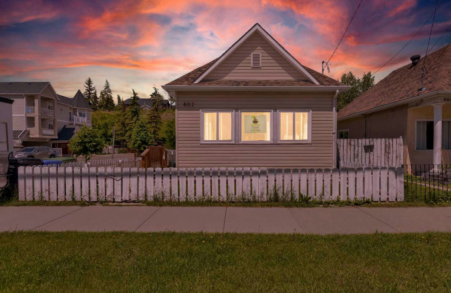 802 Mcdougall Road NE, Calgary, AB, T2E 5A3