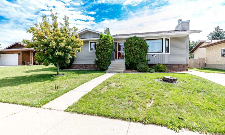 88 Mccullough Cresent