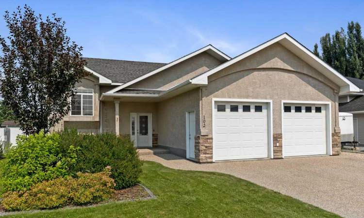 102 Poplar Drive