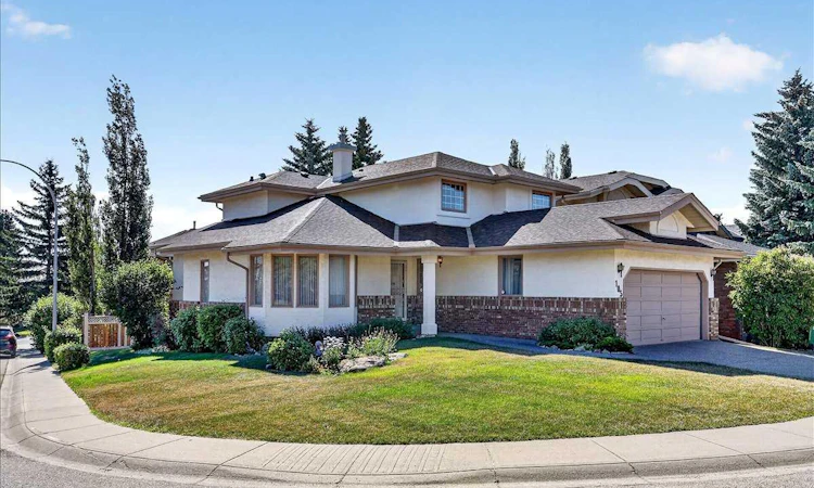 105 Christie Knoll Heights SW