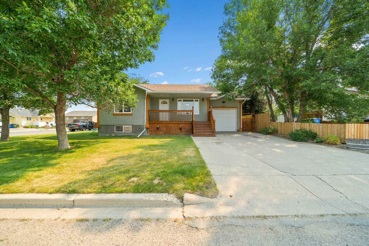 4129 55 Street, Taber, AB, T1G 1B9