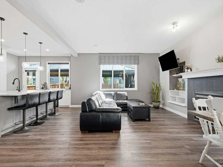 379 Cimarron Boulevard, Okotoks, AB, T1S 2L8 - 6