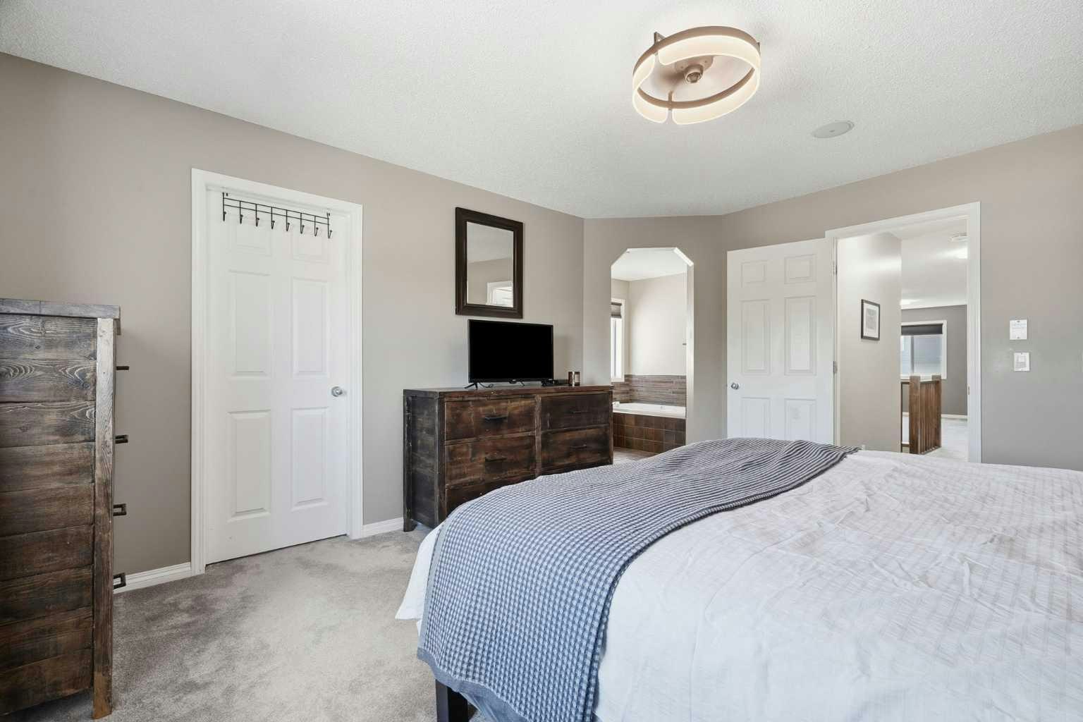 379 Cimarron Boulevard, Okotoks, AB, T1S 2L8 - 24