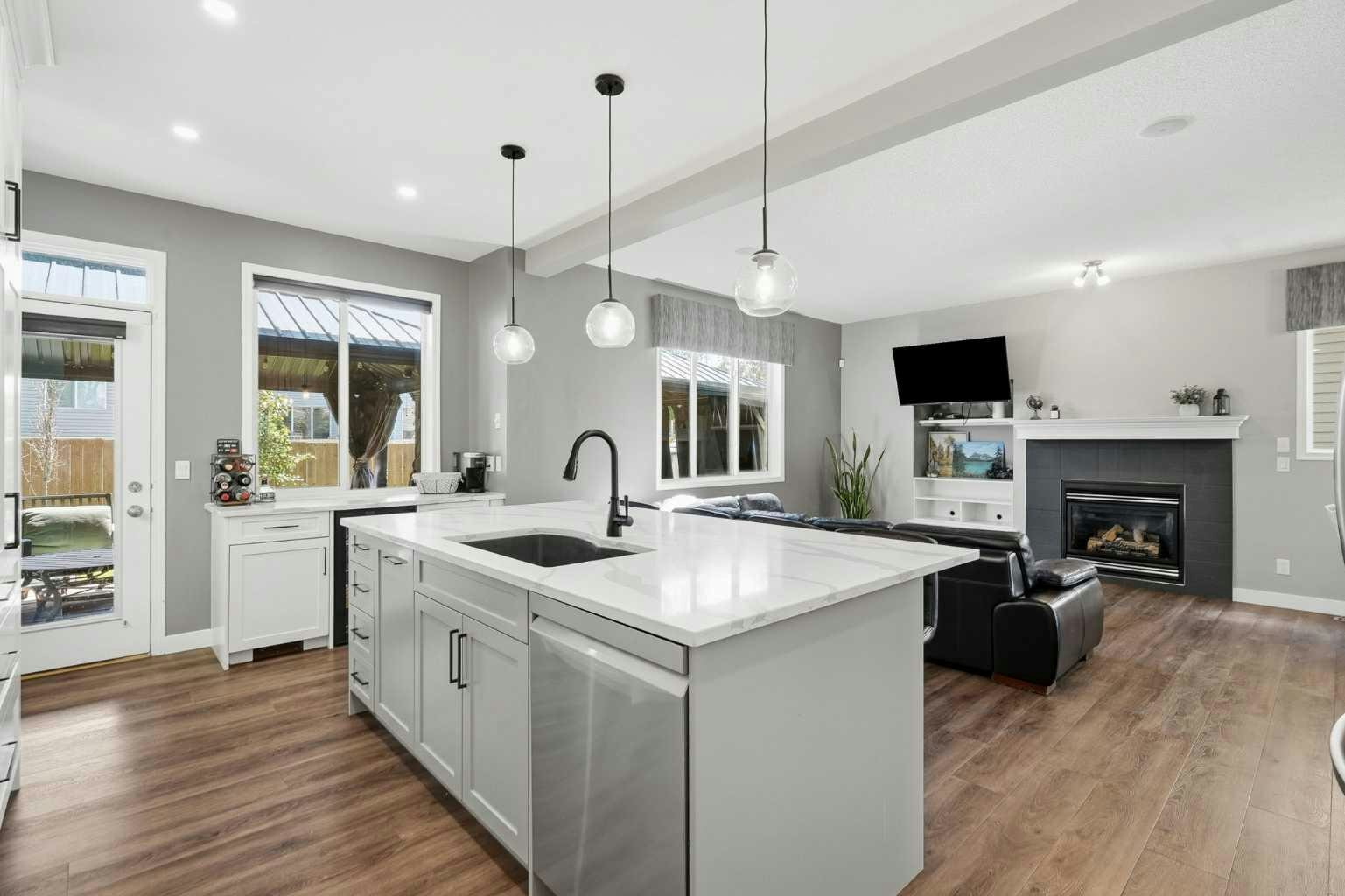 379 Cimarron Boulevard, Okotoks, AB, T1S 2L8 - 17