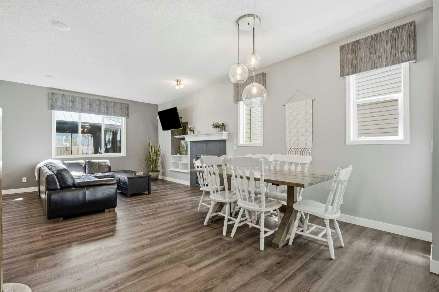 379 Cimarron Boulevard, Okotoks, AB, T1S 2L8 - 7