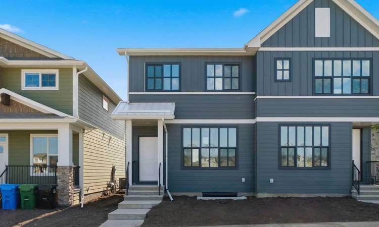 131 Royston Way NW