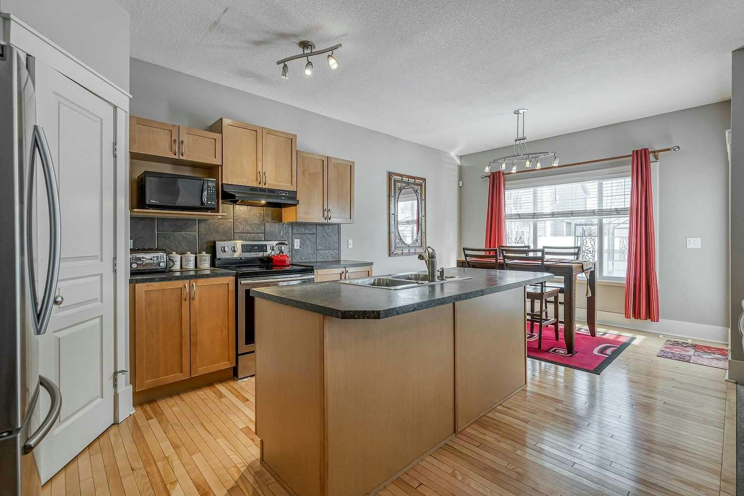 177 Cougartown Circle SW, Calgary, AB, T3H 0A3