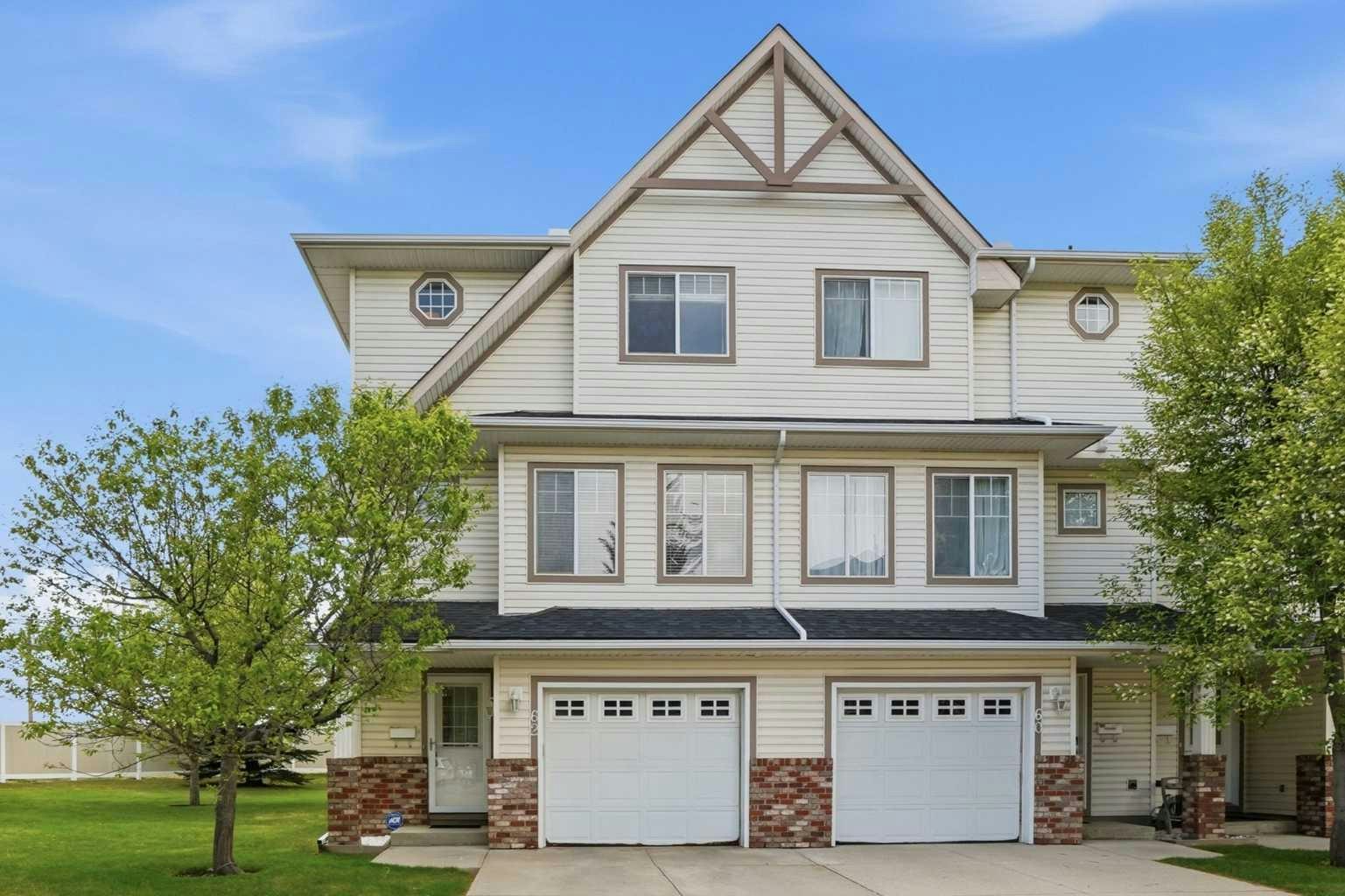 62 Country Hills Cove NW, Calgary, AB, T3K 5G7