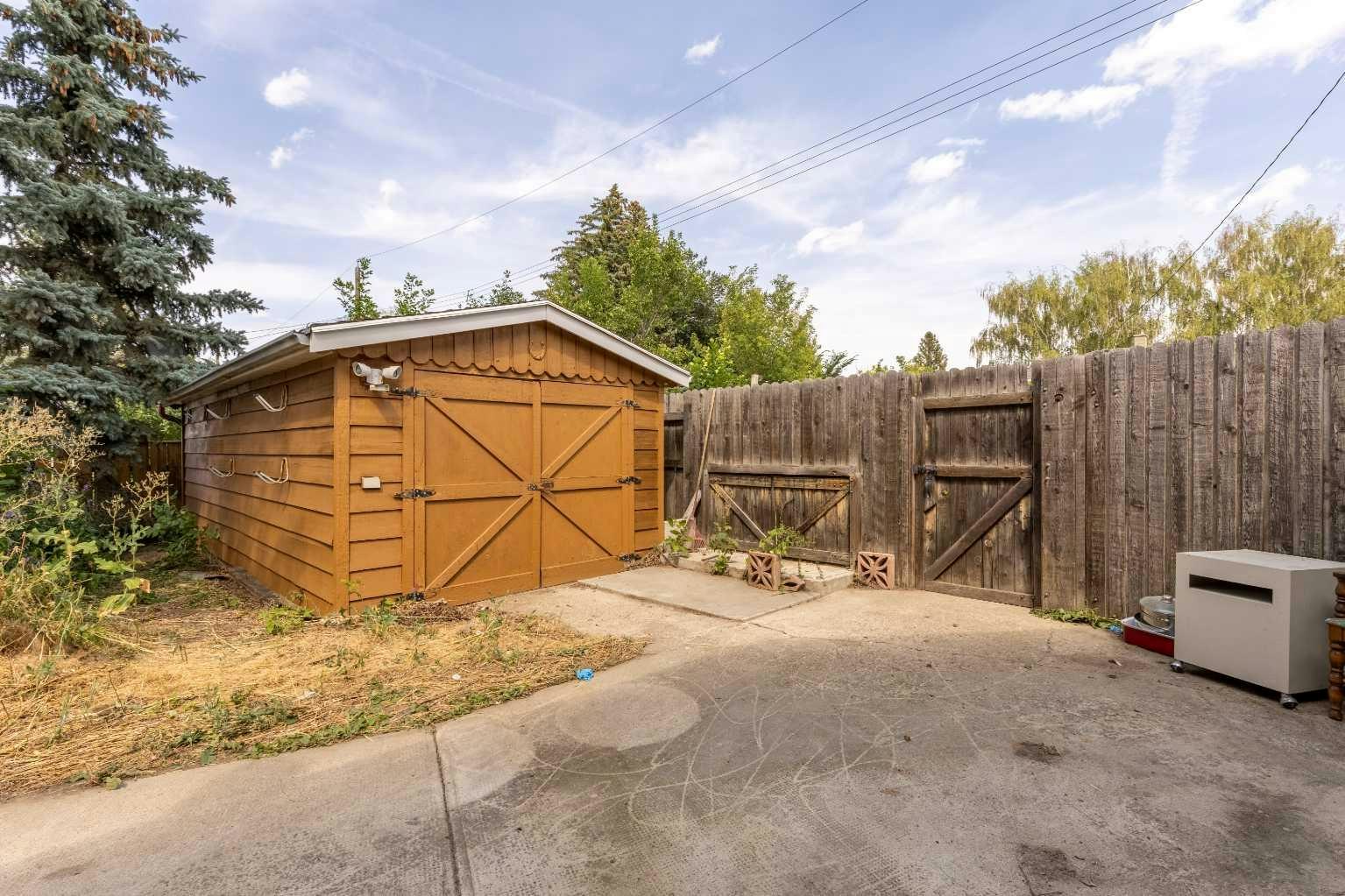 1005 17 Street N, Lethbridge, AB, T1H 3E3 - 36