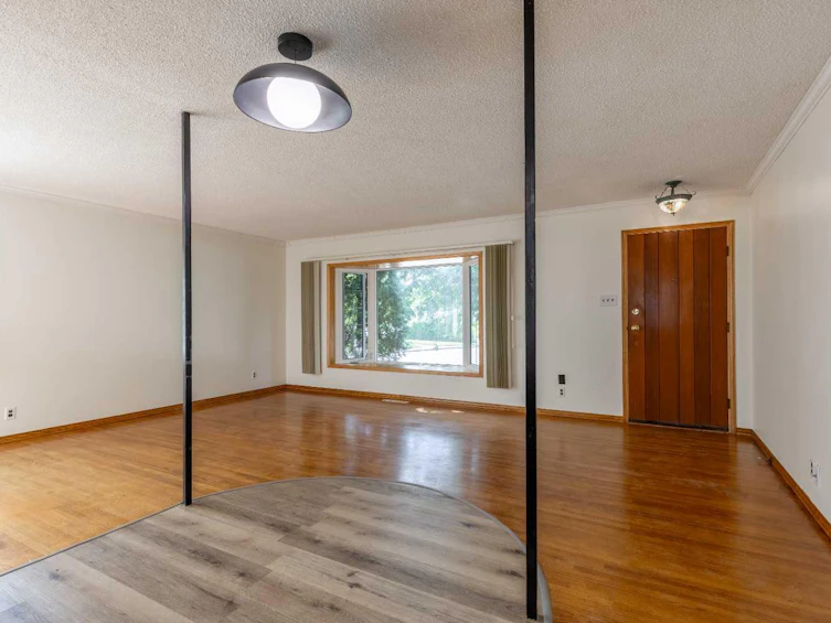 1005 17 Street N, Lethbridge, AB, T1H 3E3 - 6
