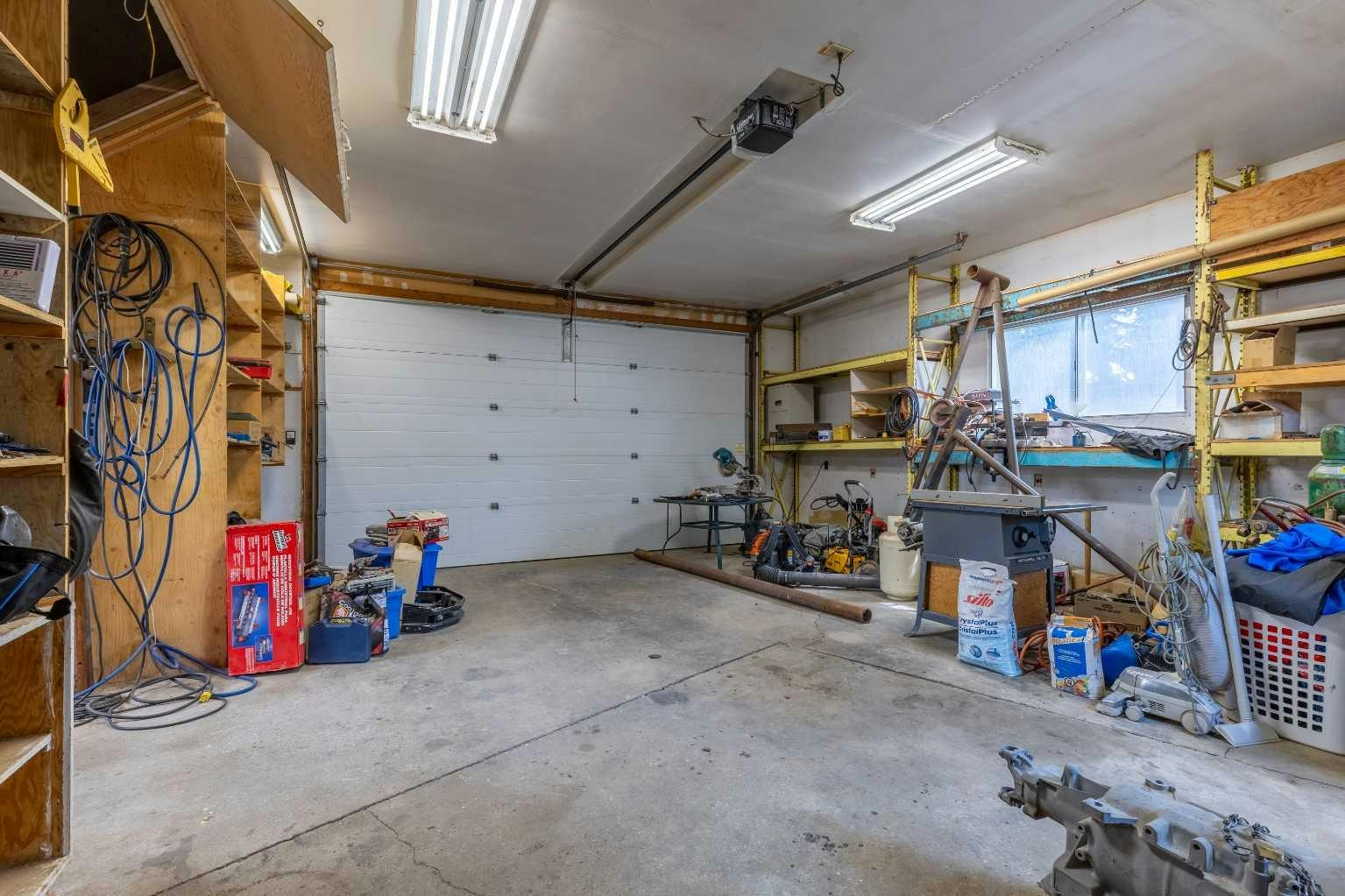 1005 17 Street N, Lethbridge, AB, T1H 3E3 - 38