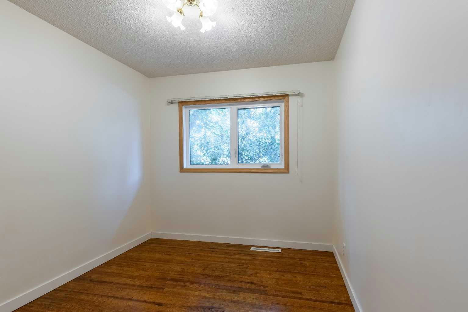 1005 17 Street N, Lethbridge, AB, T1H 3E3 - 18