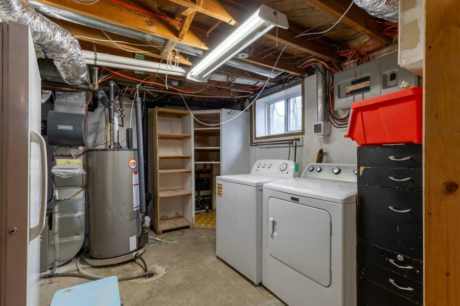1005 17 Street N, Lethbridge, AB, T1H 3E3 - 31