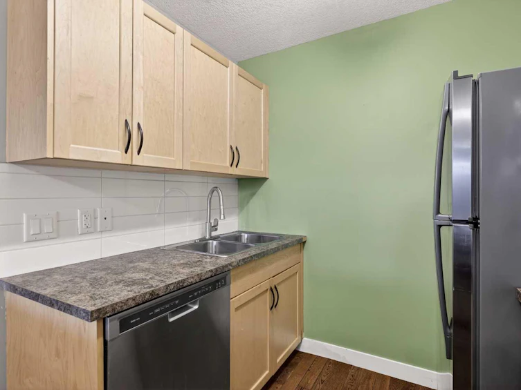2-125 23 Avenue SW, Calgary, AB, T2S 0H9 - 9